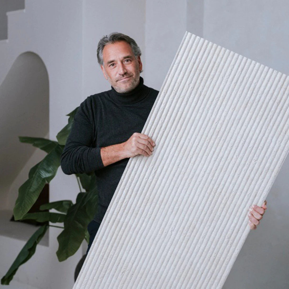 MUOZO - Roman Columns OFF-WHITE 60x280 Flexibele Wandpanelen - Brandvertragend & Flexibel