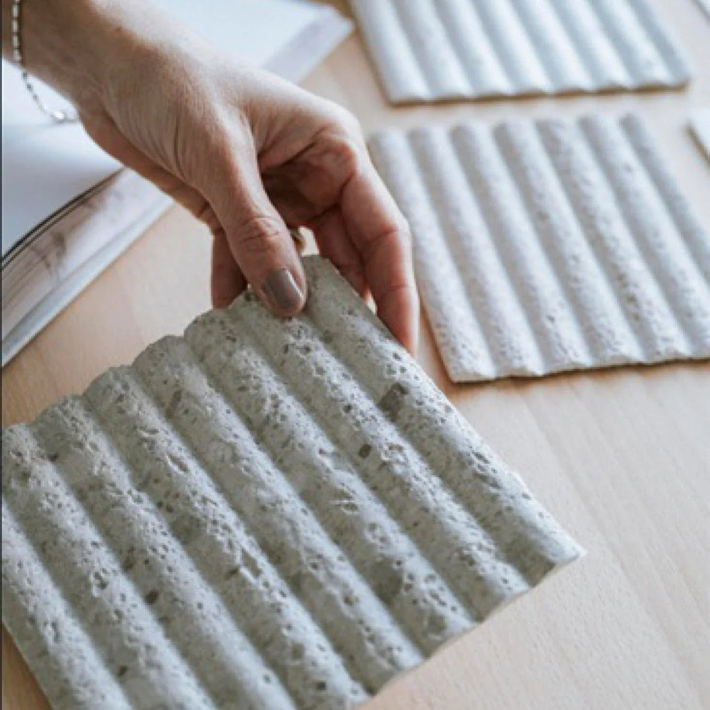 MUOZO - Roman Columns Azure 60x280 Flexibele Wandpanelen - Brandvertragend & Flexibel