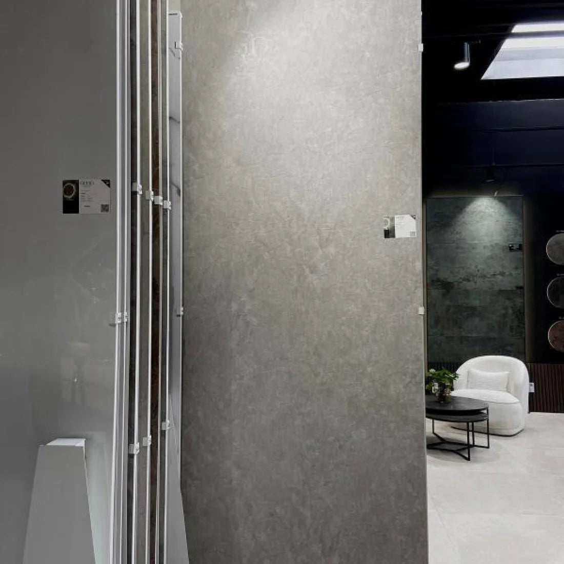 Oppio €79 PER PANEEL - 120x280x0,3 cm – Concrete Grey PVC Wandpaneel MAT