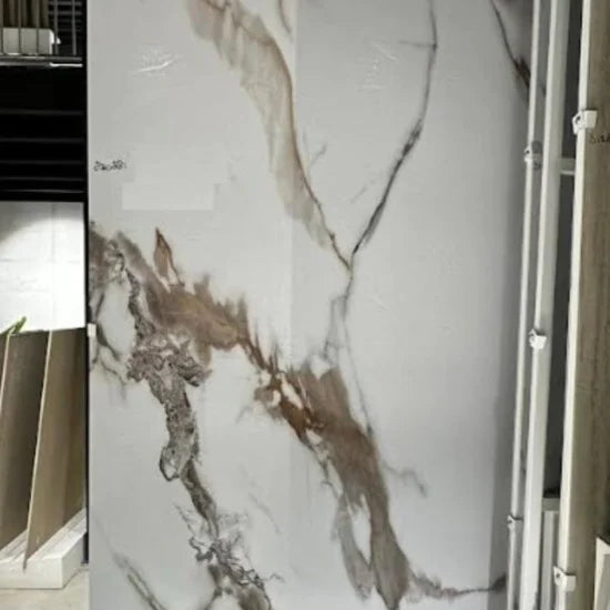 Oppio €98 PER PANEEL - PVC Wandpaneel MAT Calacatta GOLD - 120x280x0,3 cm