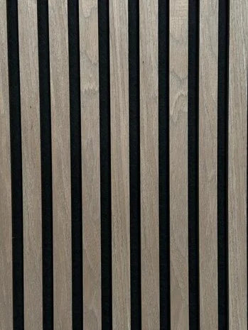 Oppio Lattenwand Silentless Vergrijsd Walnoot 260 x 52,6 cm - akoestische wand panelen met Vilt